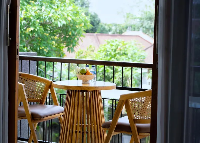 Tattva Uluwatu, Surf & Yoga Retreat