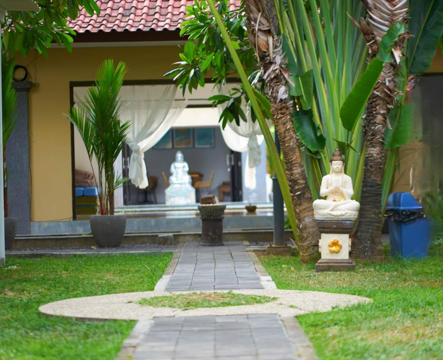 Tattva Uluwatu, Surf & Yoga Retreat Homestay Jimbaran (Bali)