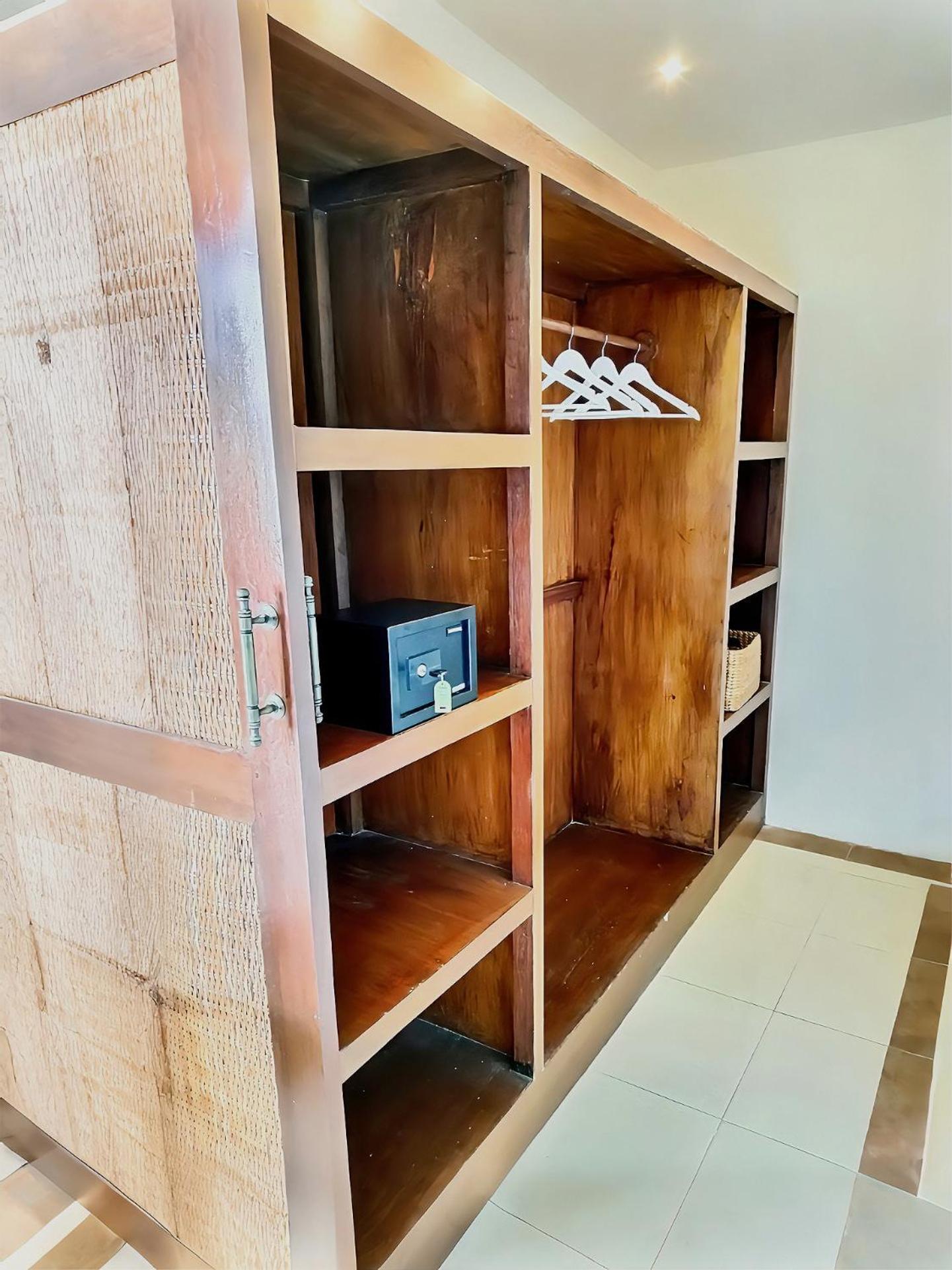 Tattva Uluwatu, Surf & Yoga Retreat