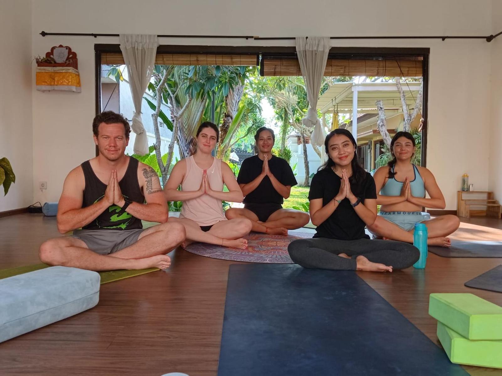 Homestay Tattva Uluwatu, Surf & Yoga Retreat Jimbaran (Bali)